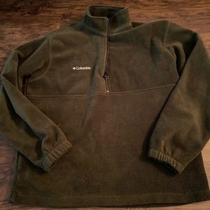 Columbia half-zip. Dark green. Medium.
